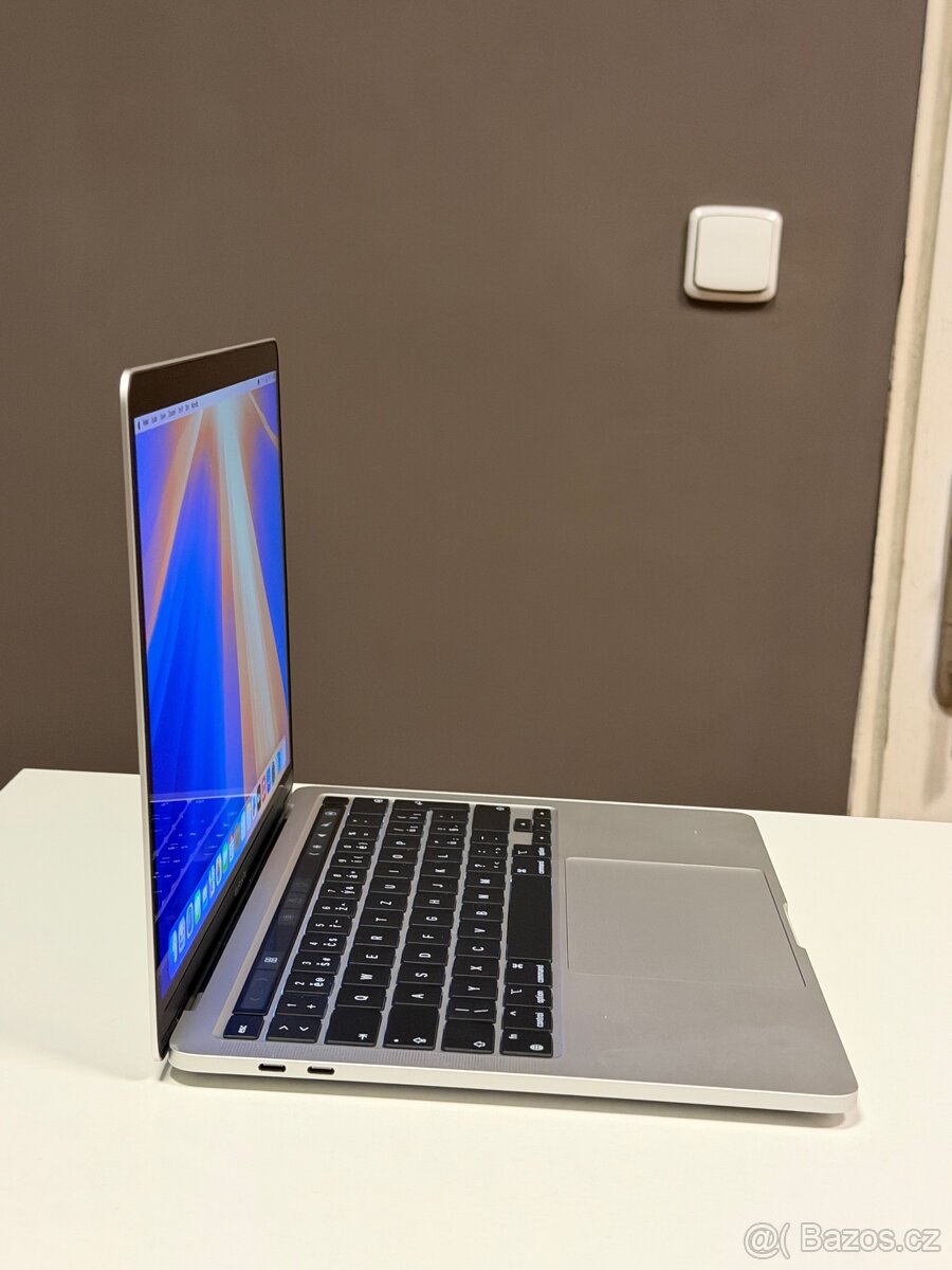 MacBook Pro M2 2022 /16GB RAM/256GB SSD/Záruka - 7