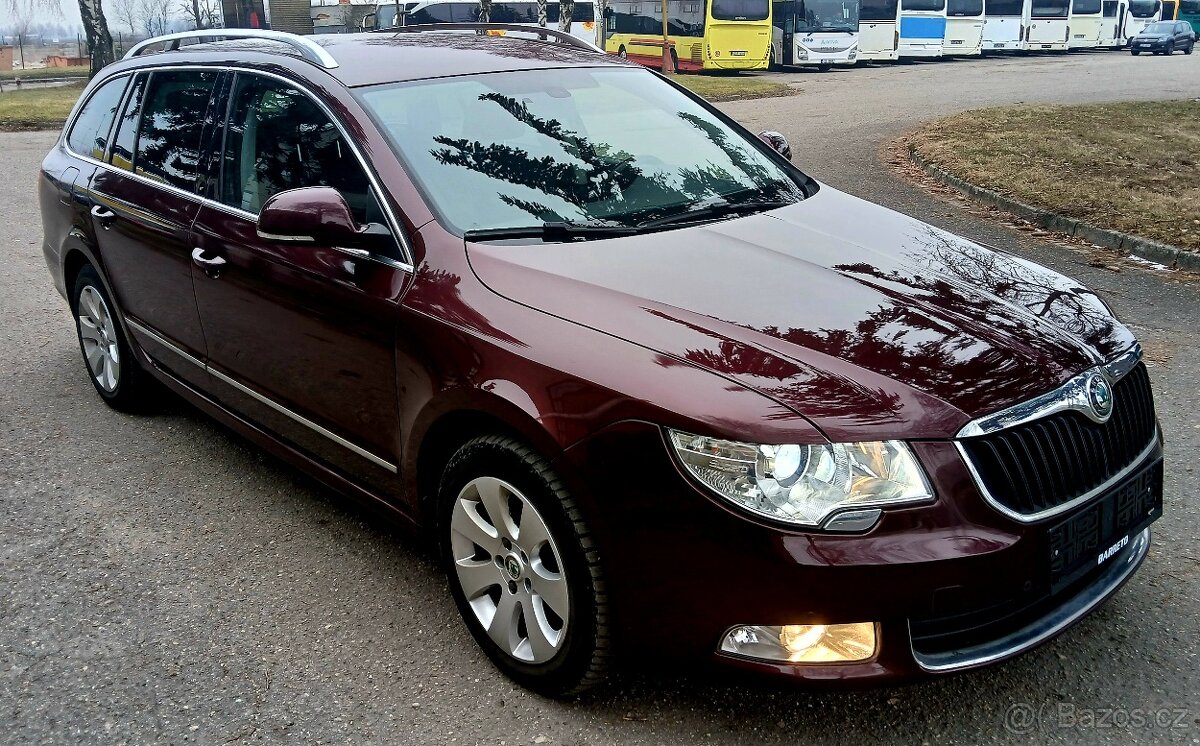 Superb Combi 2.0 TDi DSG 4x4 99 000 Km. - 7