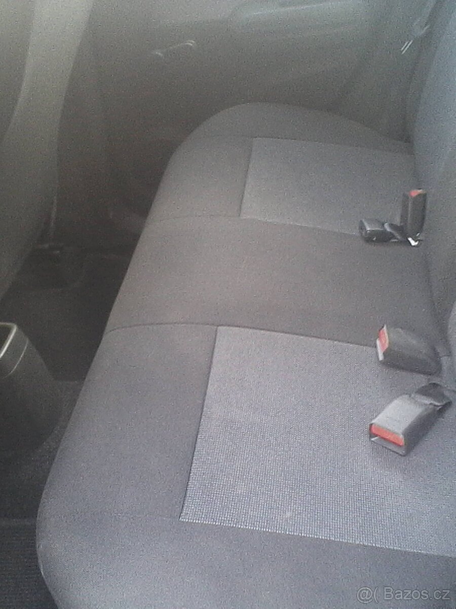 opel agila 1.0,48kw,r.v.1-2010,145000km. - 7