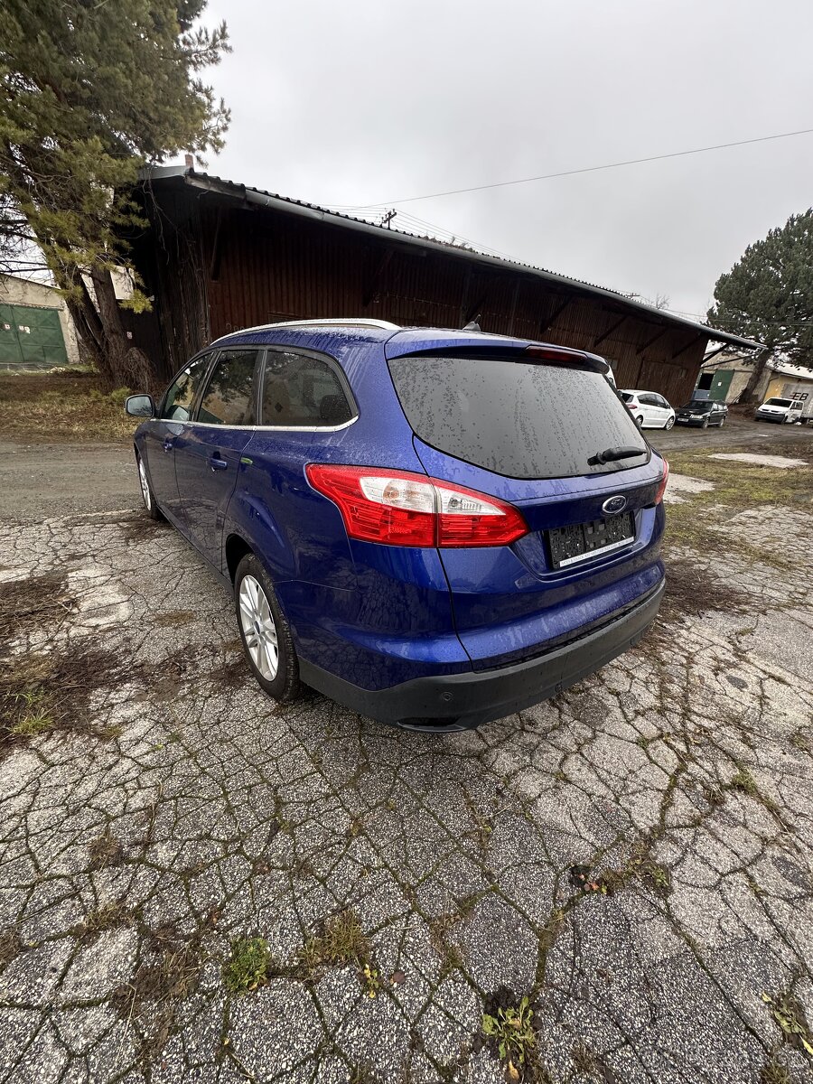 Ford Focus - 7