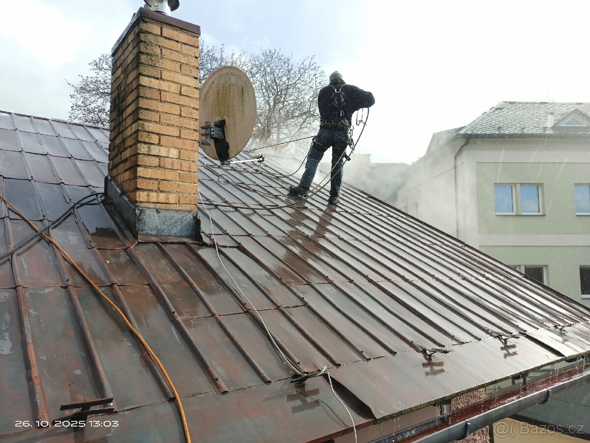 PROFESIONÁLNÍ ČIŠTĚNÍ FASÁD, STŘECH - 7