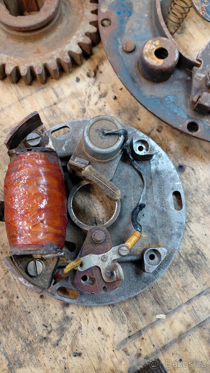 PF 62 - díly motoru - 7