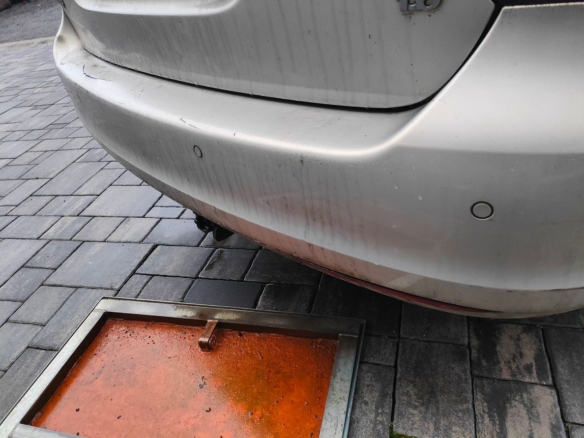 Volkswagen Golf 1.6i 75Kw Klima Tempomat - 7