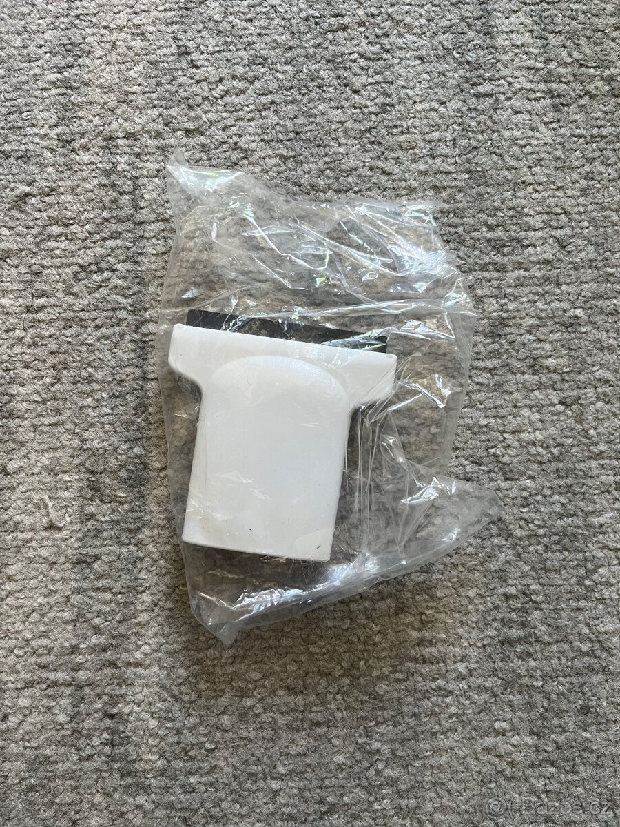 Ruční vysavač značky Verto - 7