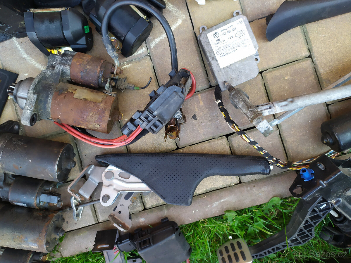 Škoda Octavia RS díly - 7