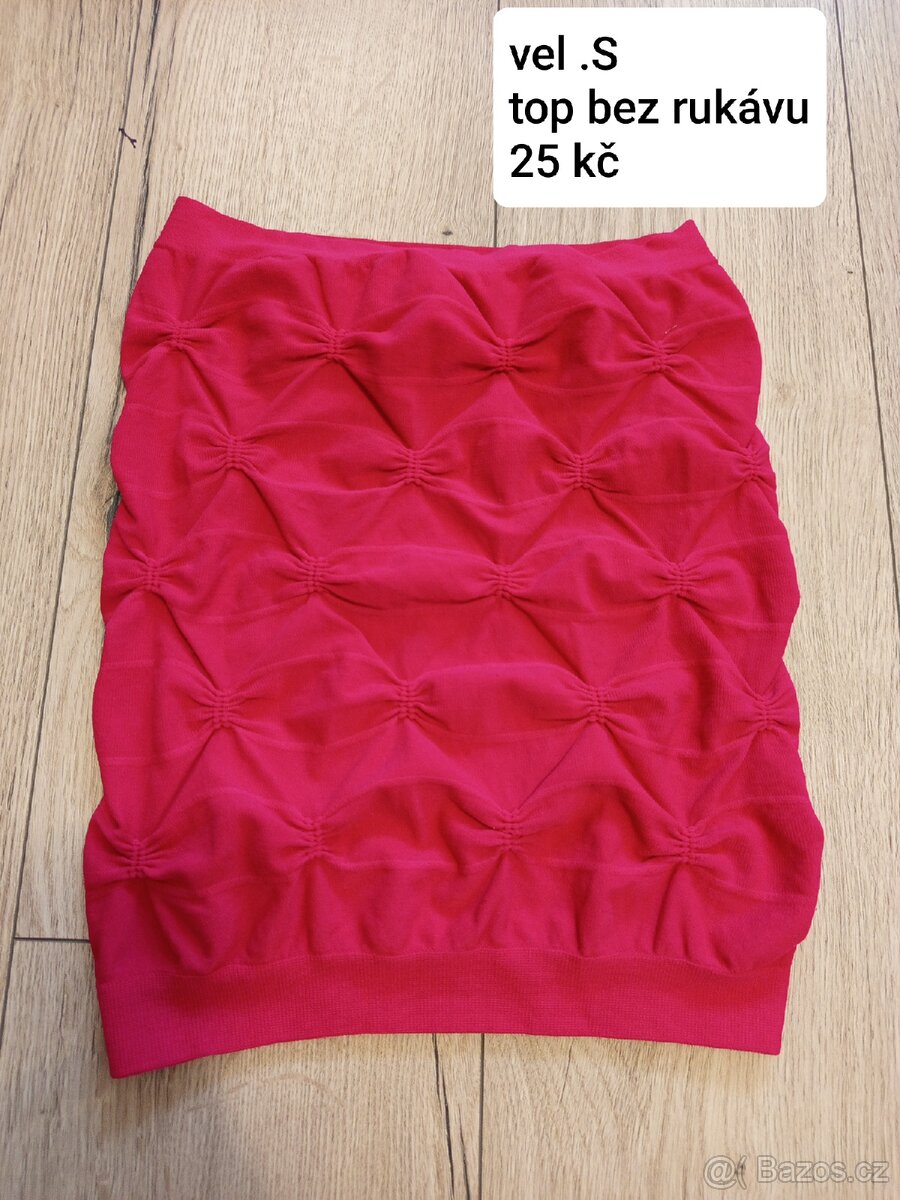 Halenky, topy, tílka - 7