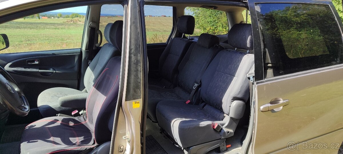 Toyota Previa - 7