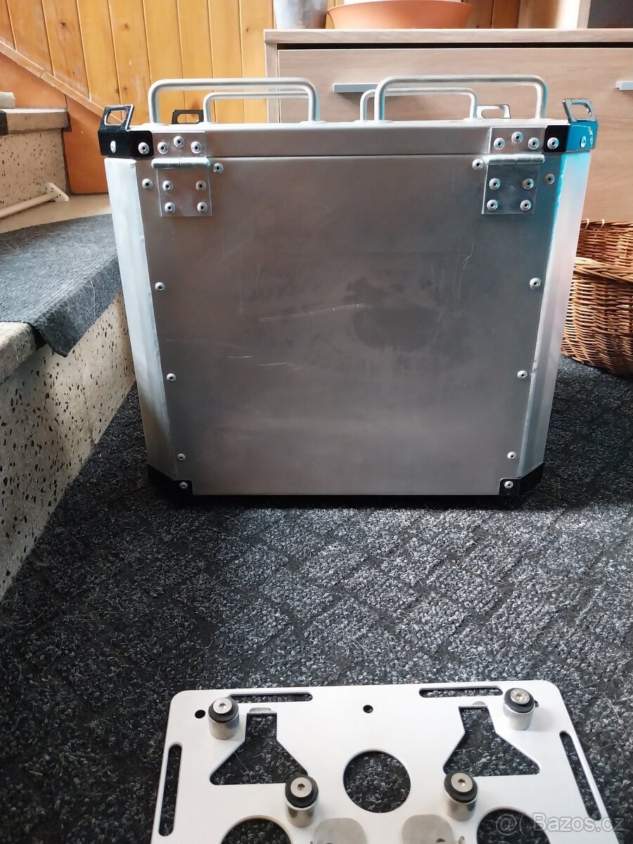 Hliníkový kufr - 7