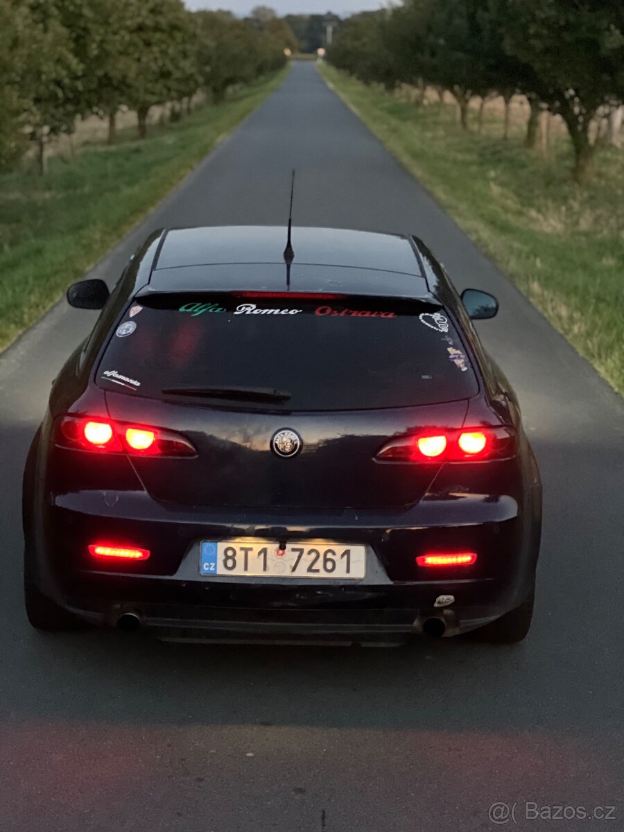 Alfa romeo 159 - 7