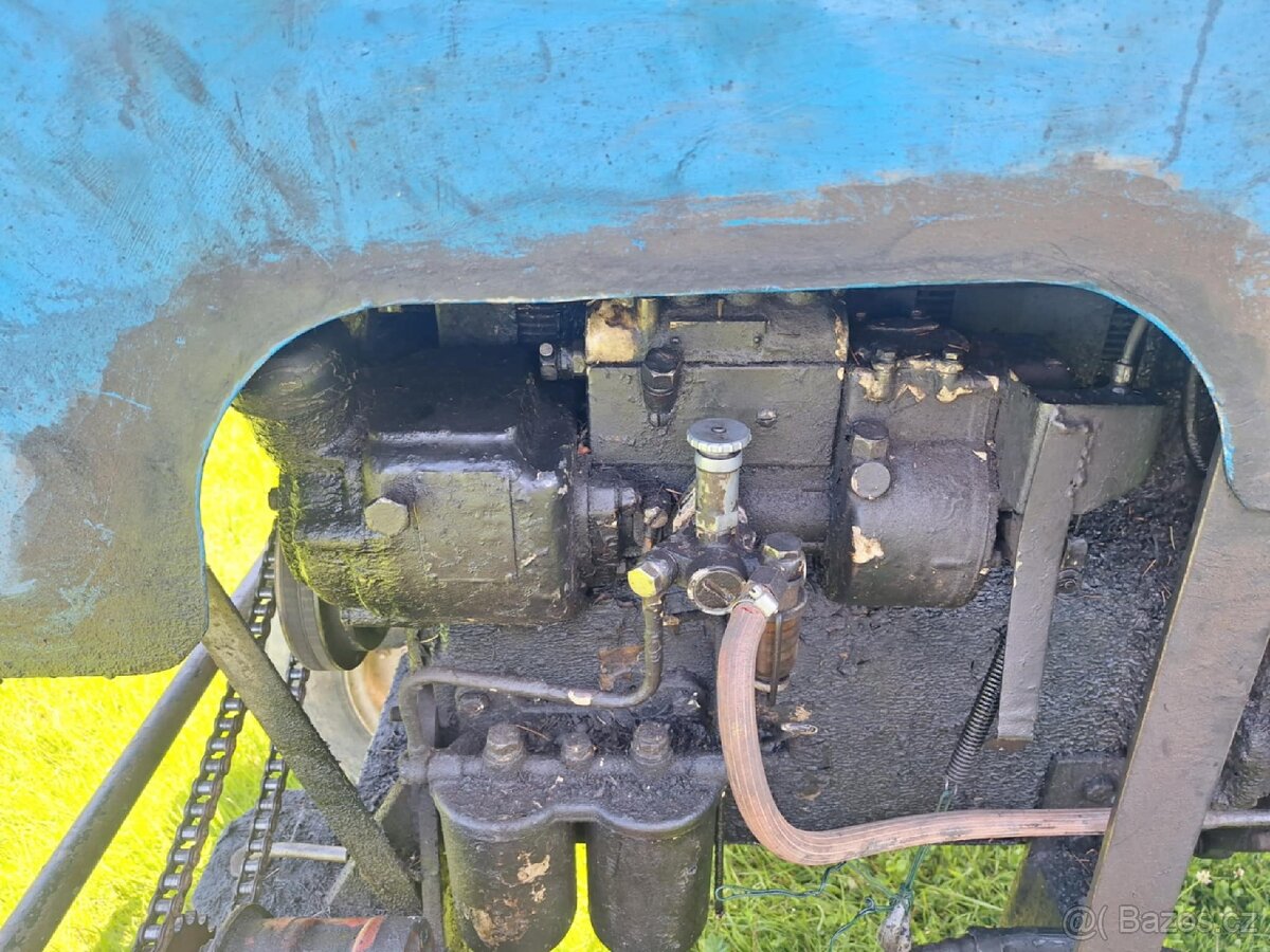 Traktor domácí výroby - 7