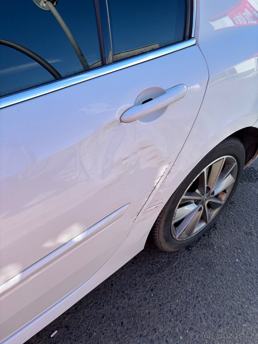 Renault Laguna III 2013 - 7