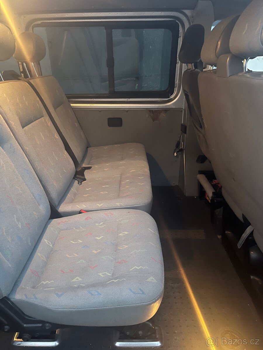 Volkswagen Transportér T5 1.9 - 7