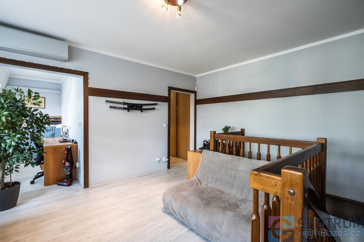 Prodej bytu 3+1, 102 m2 - 7