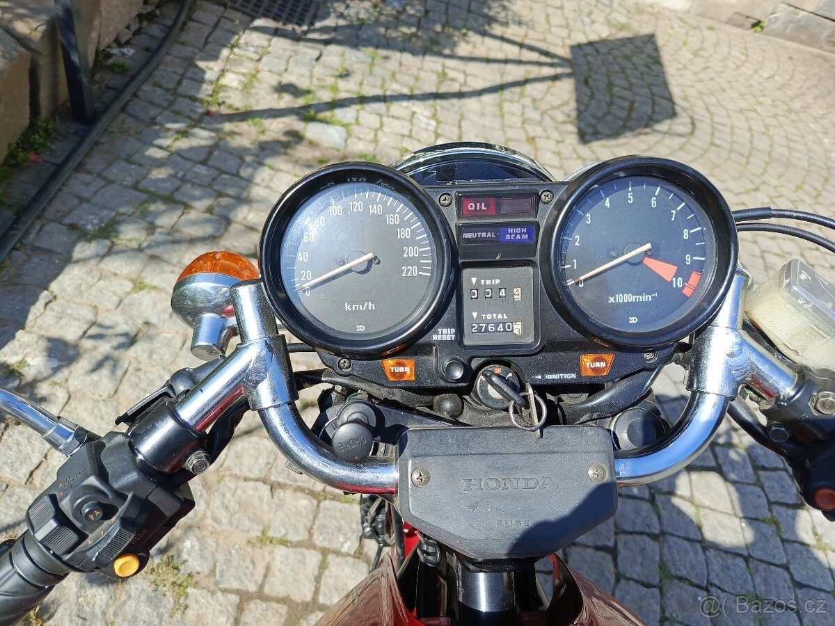 Honda RC04 cb750f - 7