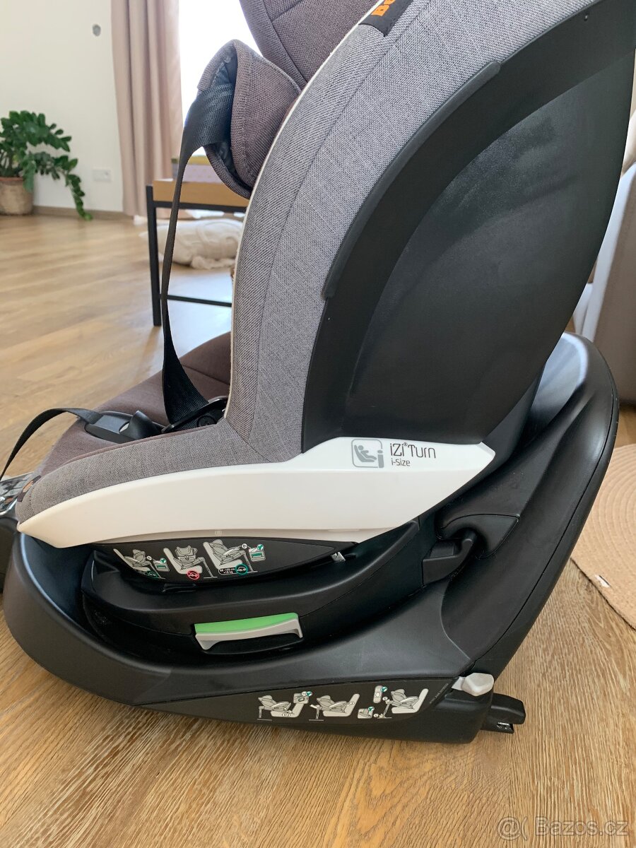 Otocna autosedacka se zakladnou - 7