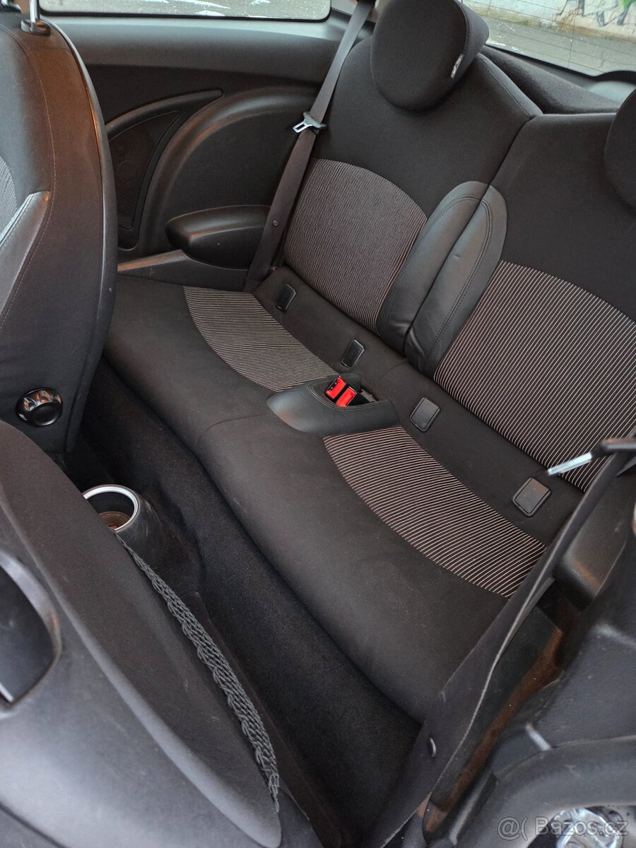 Mini Cooper R56 1.6i 88kW - 7