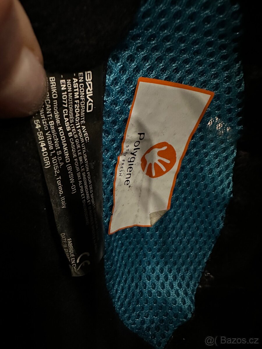 Dětská helma vč. lyžařských brýlí - 7