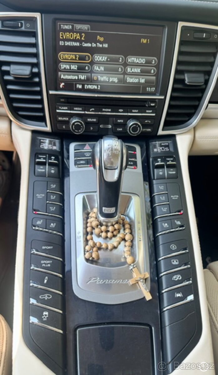 Prodám Porsche Panamera - 7