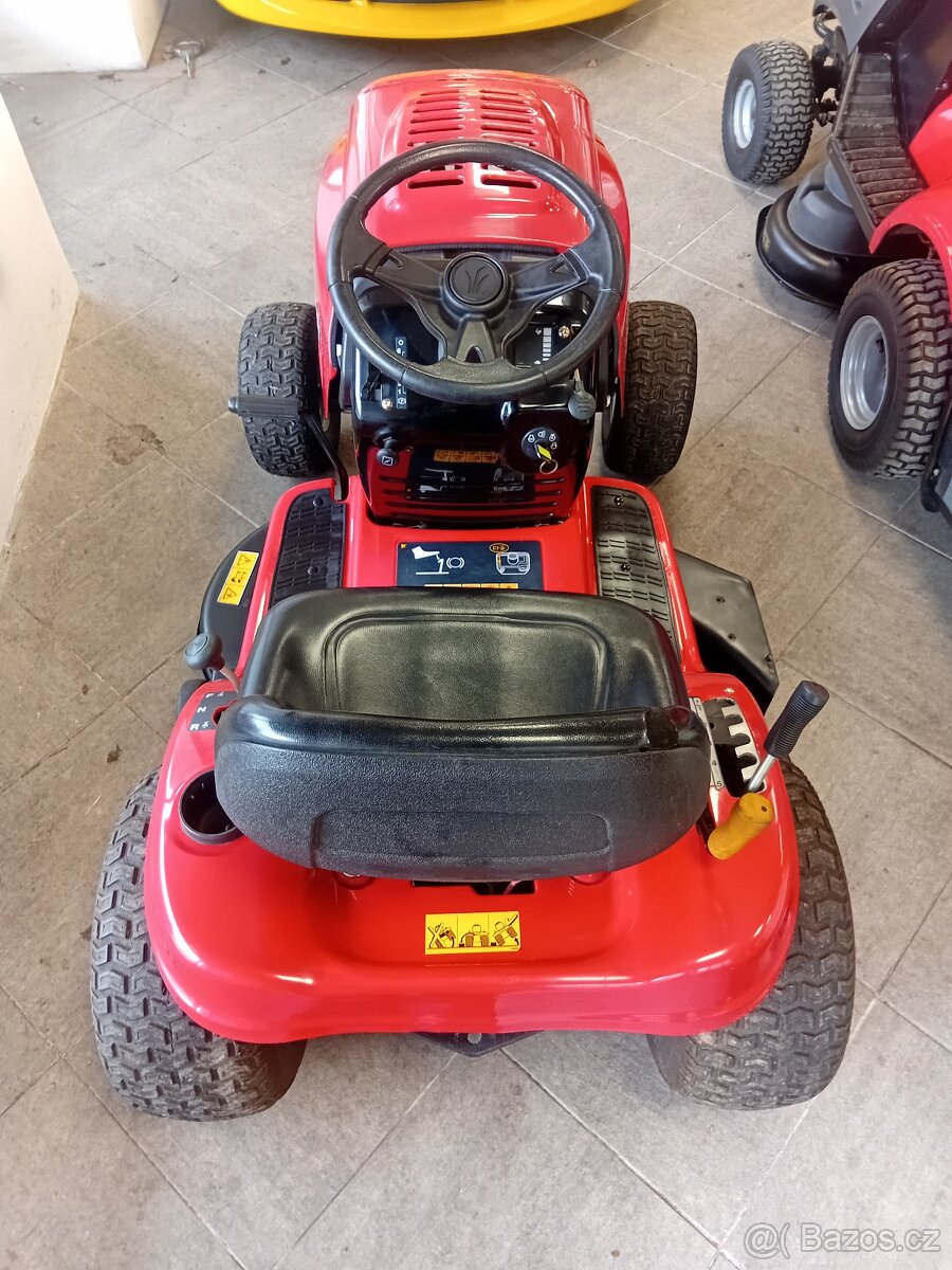 Prodám zahradní traktor MTD 12.5Hp - 7