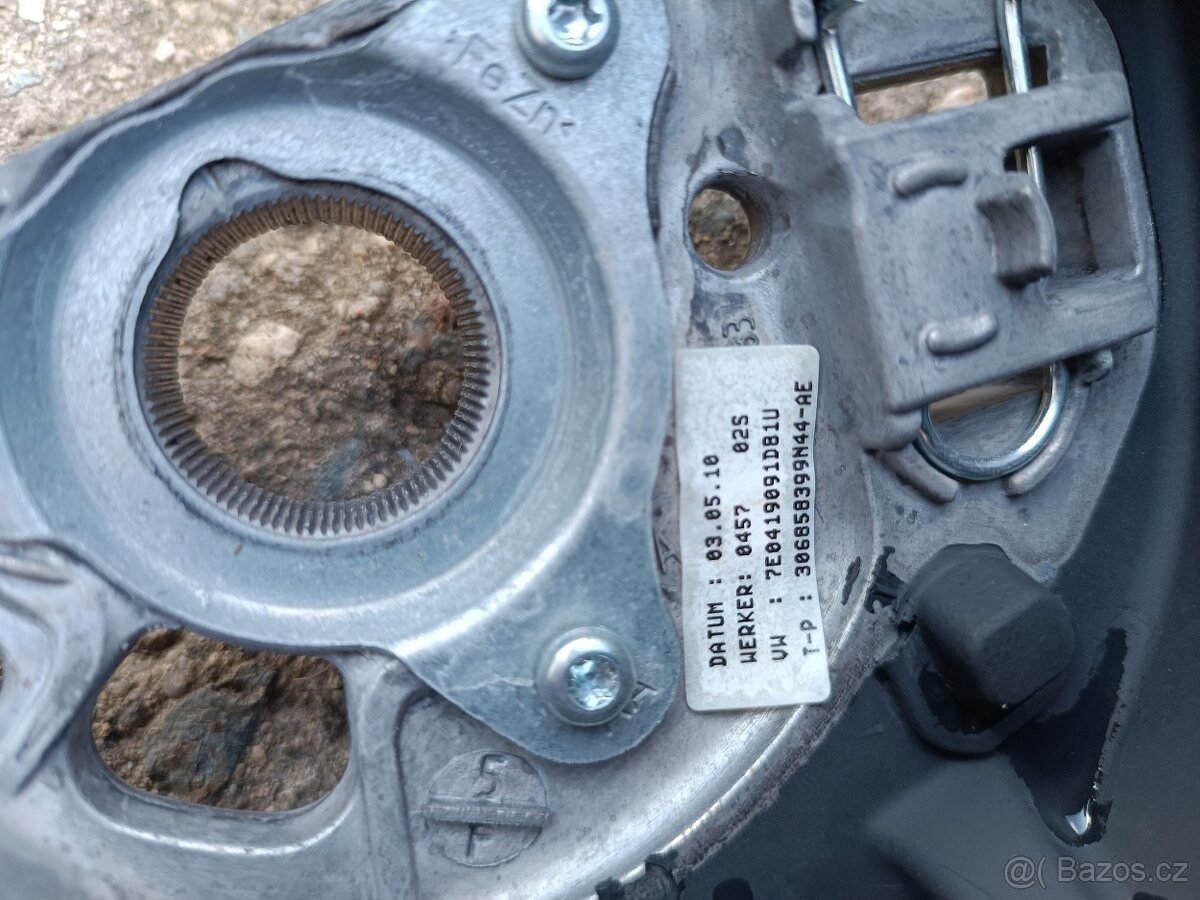 VW T5 facelift volant - 7