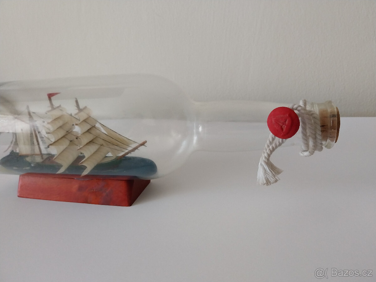 Model lodi ve skleněné lahvi, 80tá léta - 7