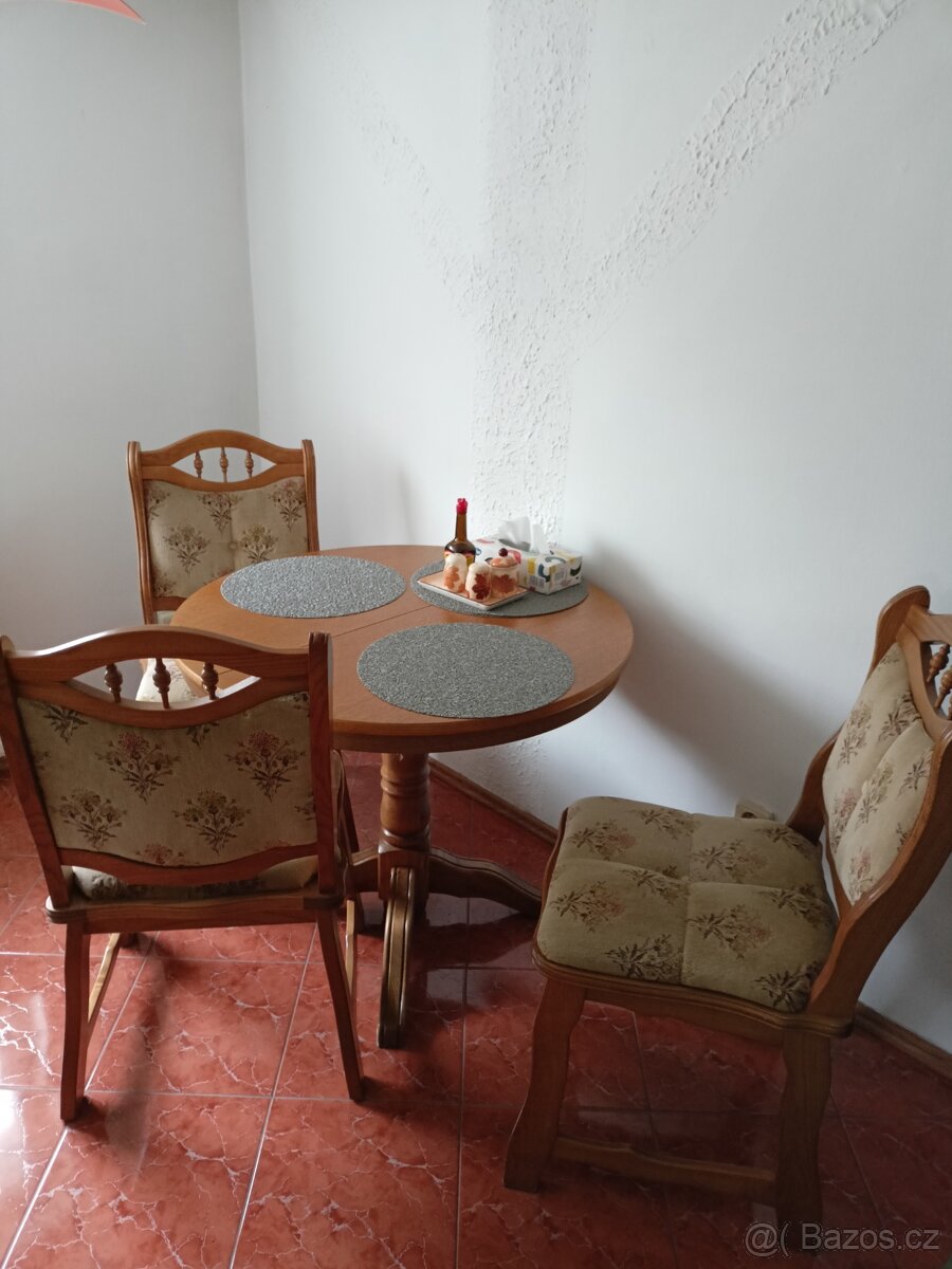 Obývací nábytek a sedačka - 7