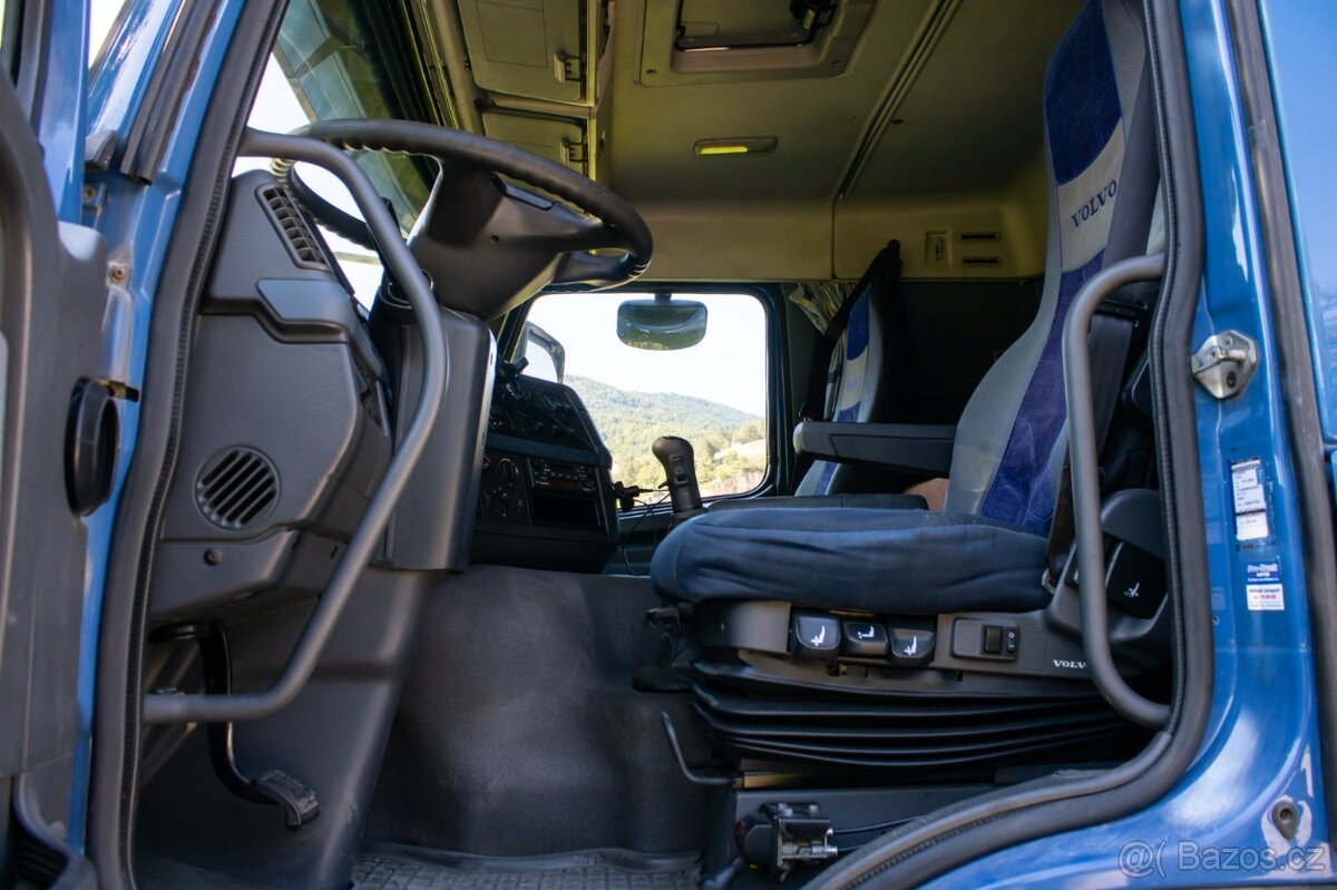 Volvo FM 44T ťahač 4x4 - 7