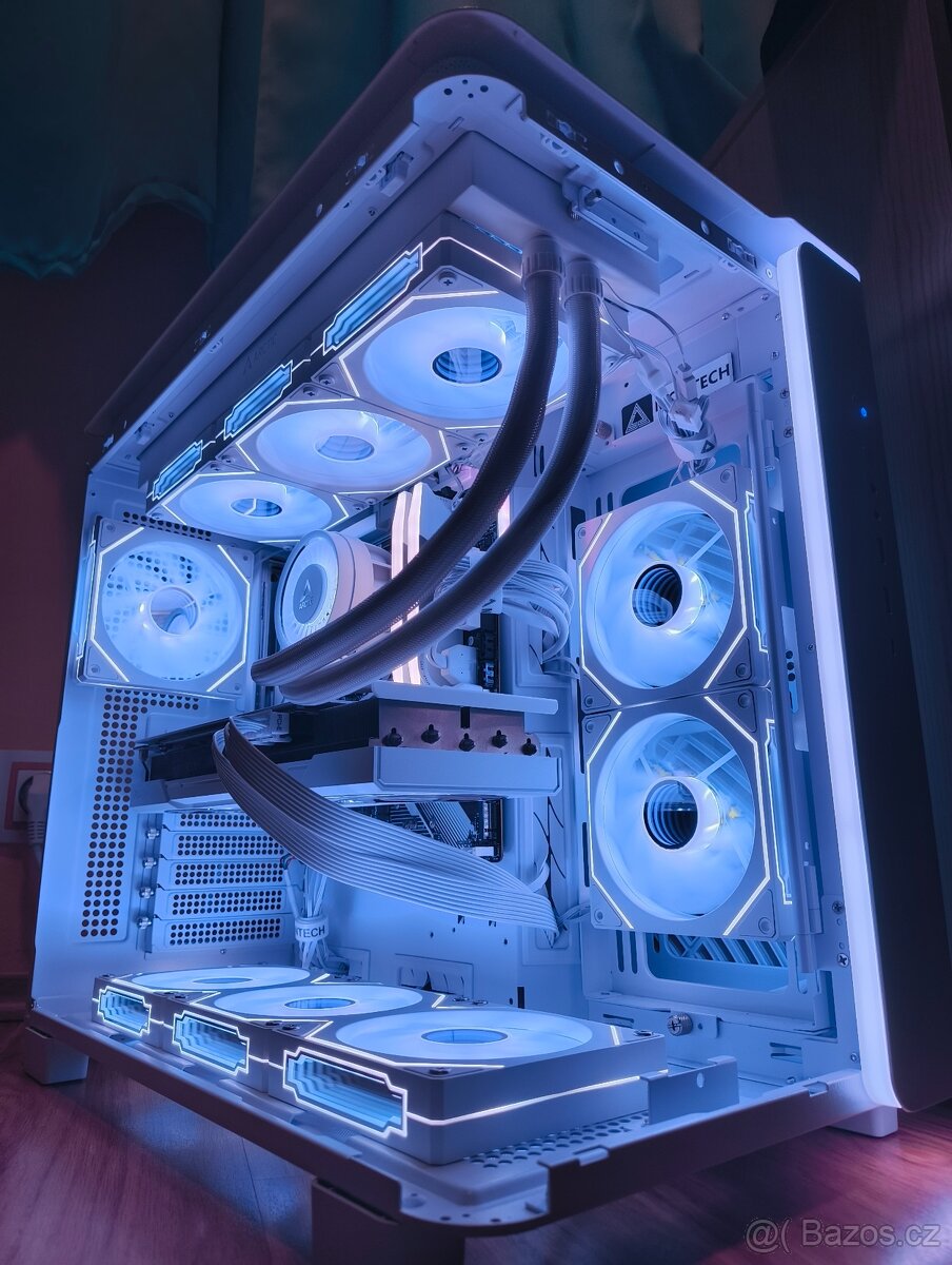 Herní pc - Ryzen 5 7600, RX 6700 XT, 2TB NVMe SSD, 32GB RAM - 7