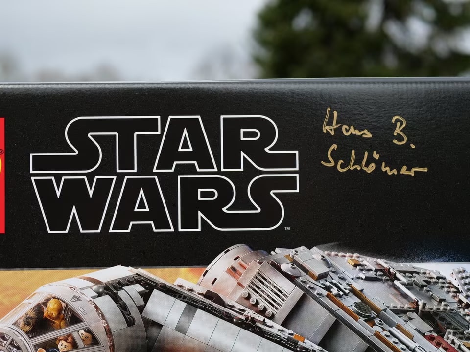 LEGO Star Wars 75192 UCS Millennium Falcon - 7