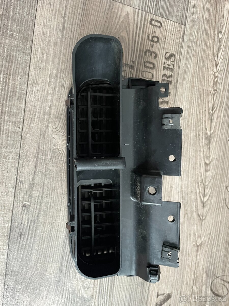 Ovládací panel a výdech topení Fiat Grande Punto - 7