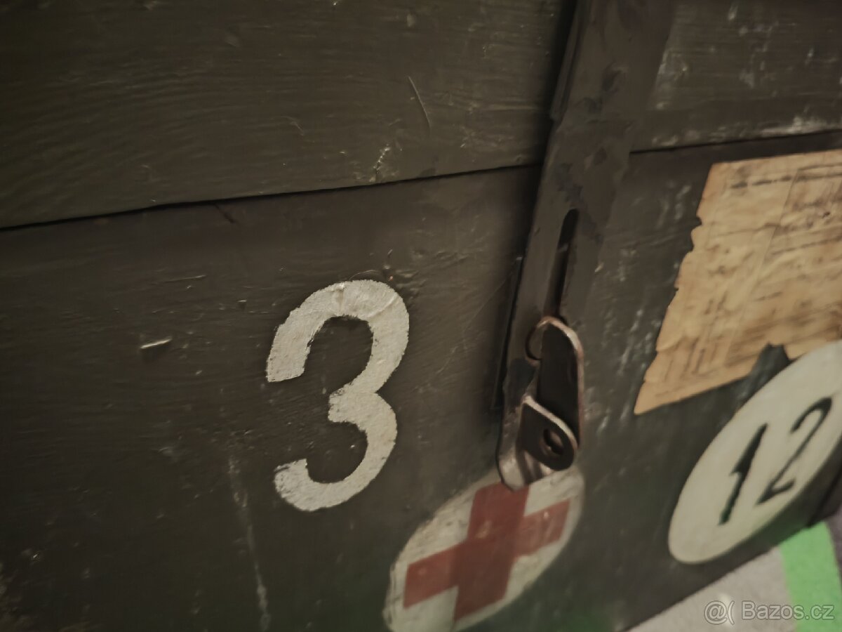 Vojenská zdravotnická bedna - 7