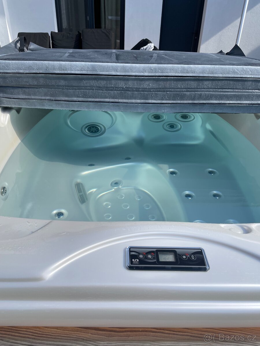 Vířivka USSPA Benjamin - 7