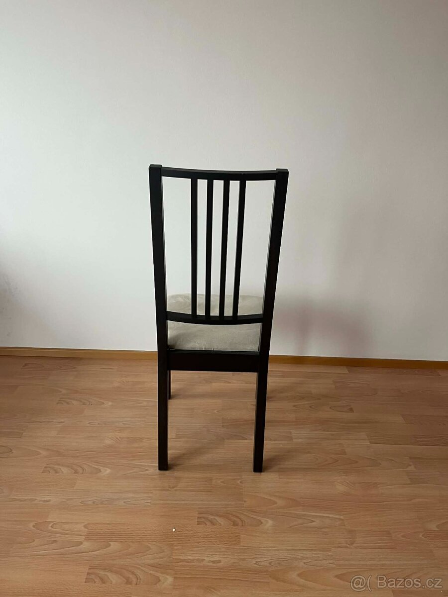 Jídelní stůl + 4 židle - 7