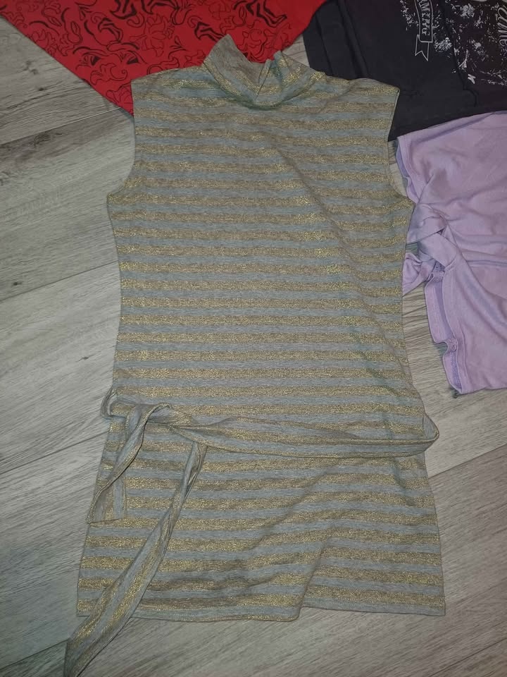 7x tričko dámské vel M - 7