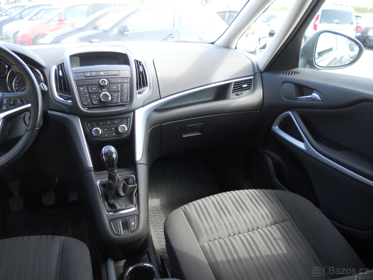 Opel Zafira 2.0CDTi 96Kw 7míst - 7