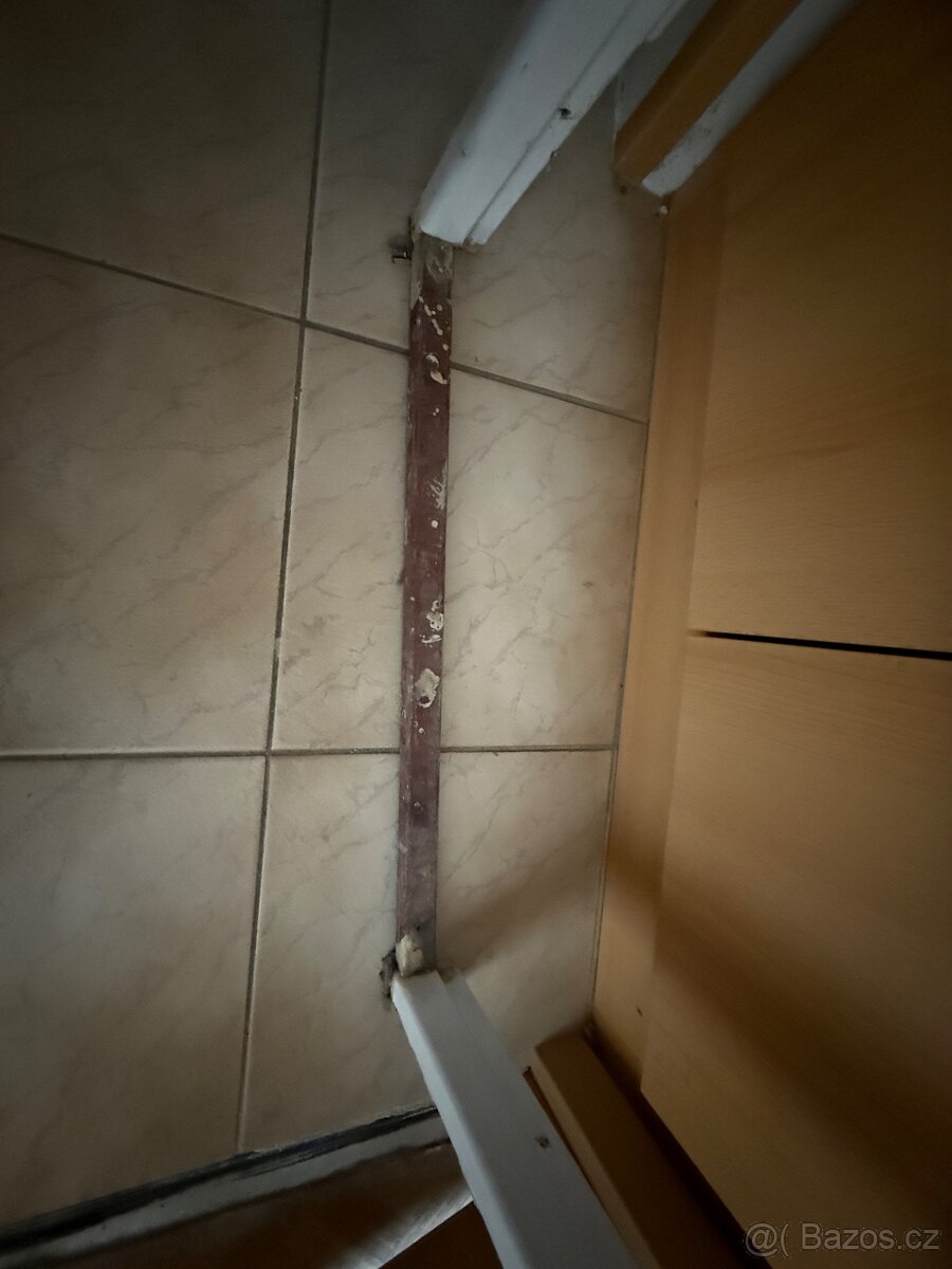 Dveře včetně futer zamykací - 7