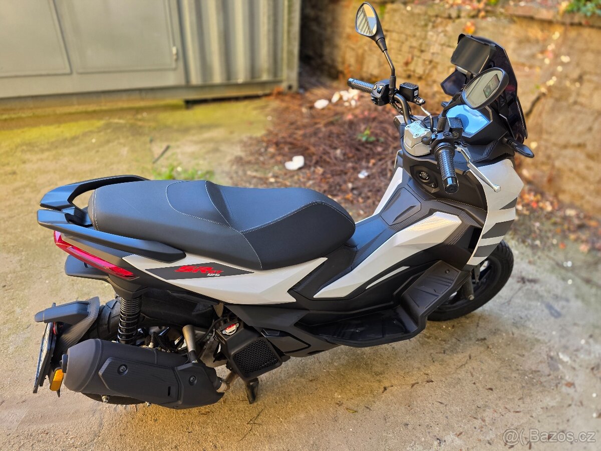 Aprilia SR GT 125 - 7