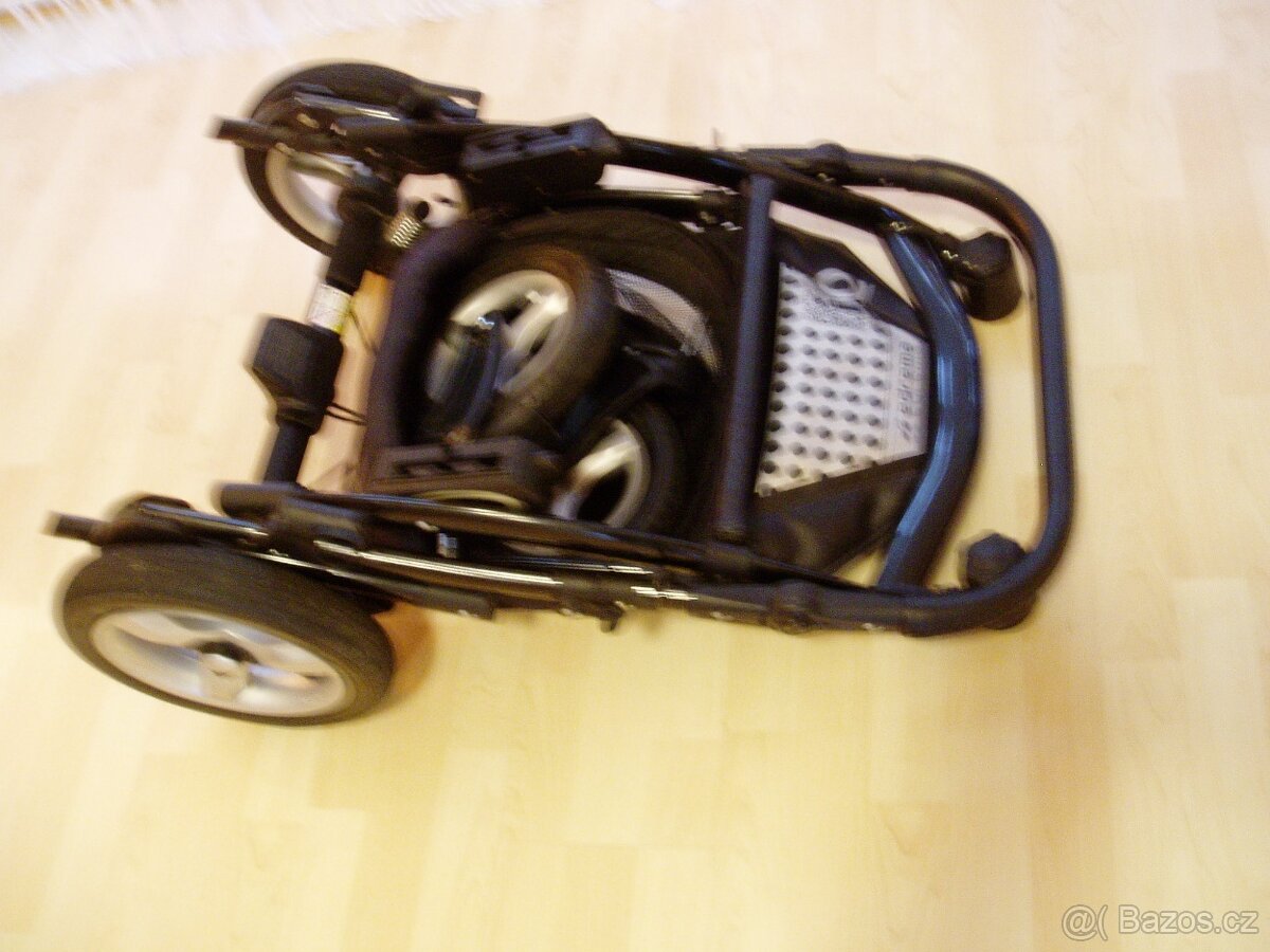 Prodám kočarek 3v1 - 7