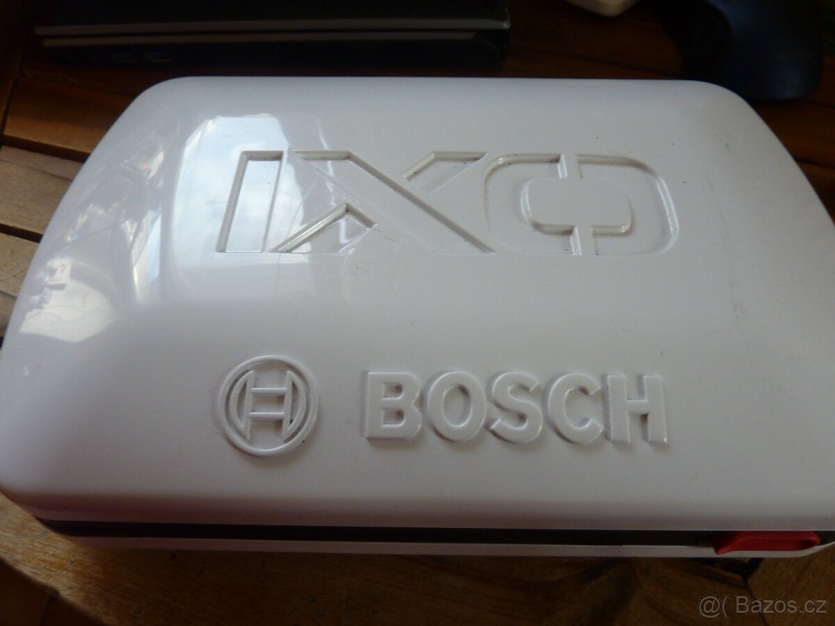 BOSCH - aku vrtačka + BOSCH aku šroubovák - 7