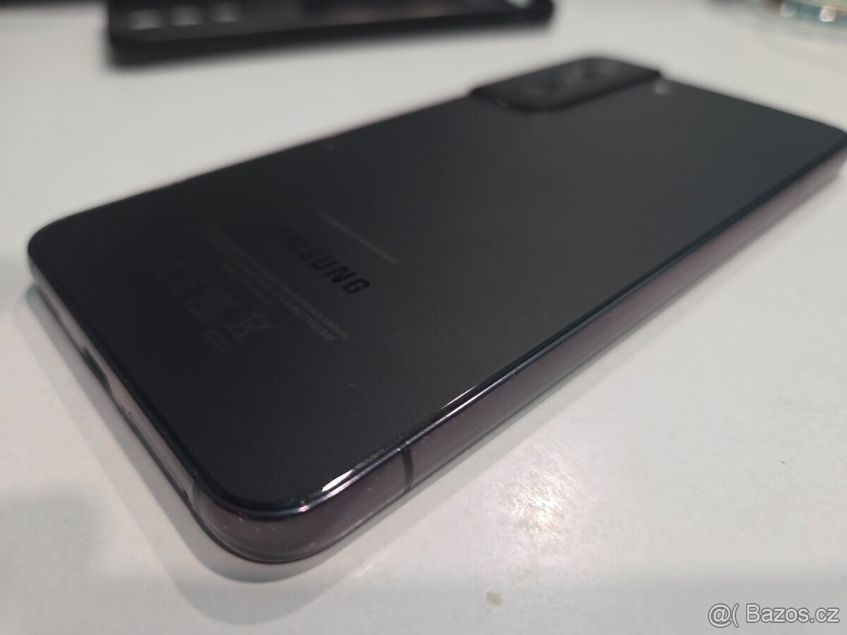 Samsung Galaxy s22 černý TOP stav - 7