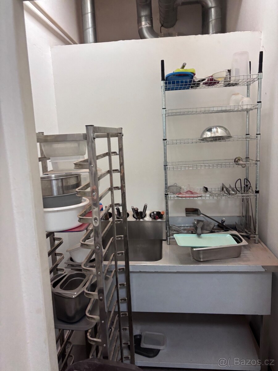 Prostor pro restaurace, rychlé občerstvení - 7