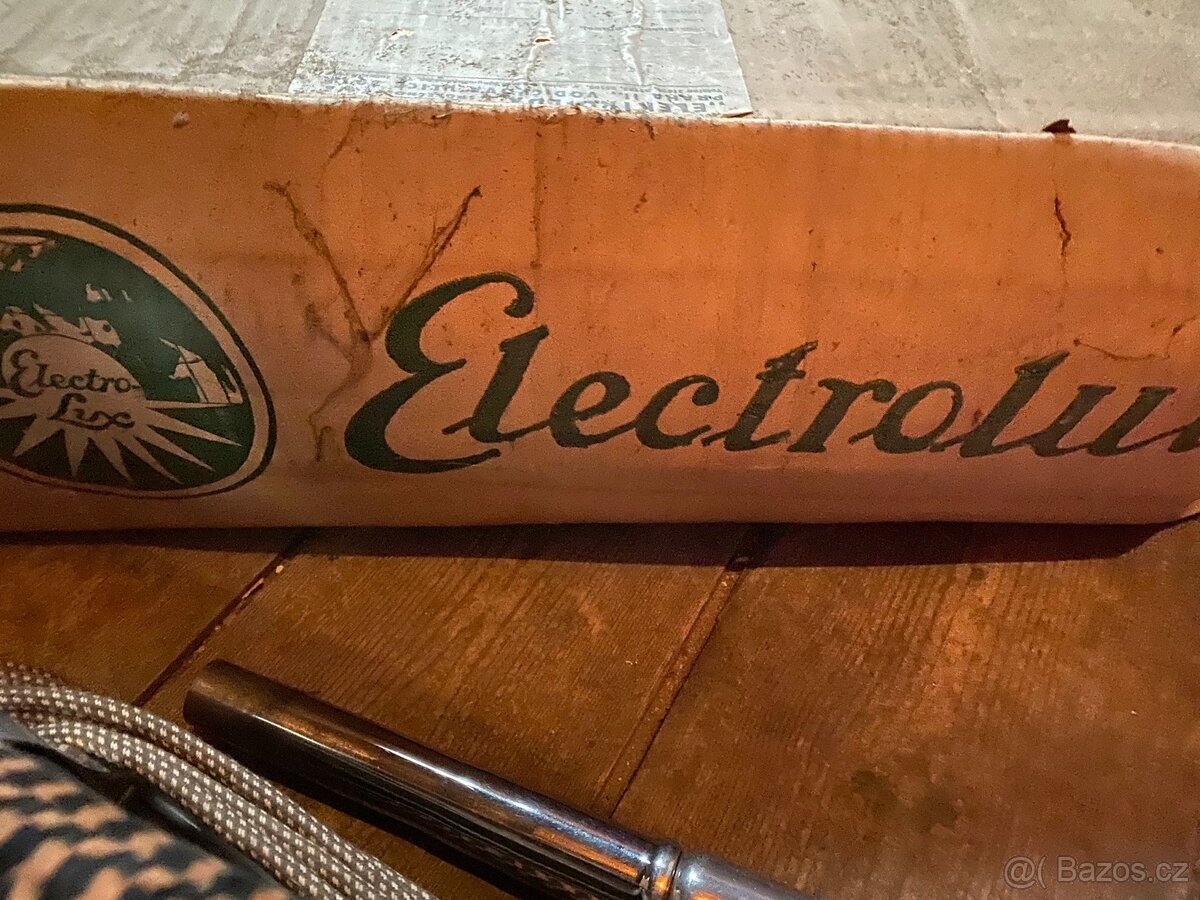 Elektrolux historický vysavač - 7