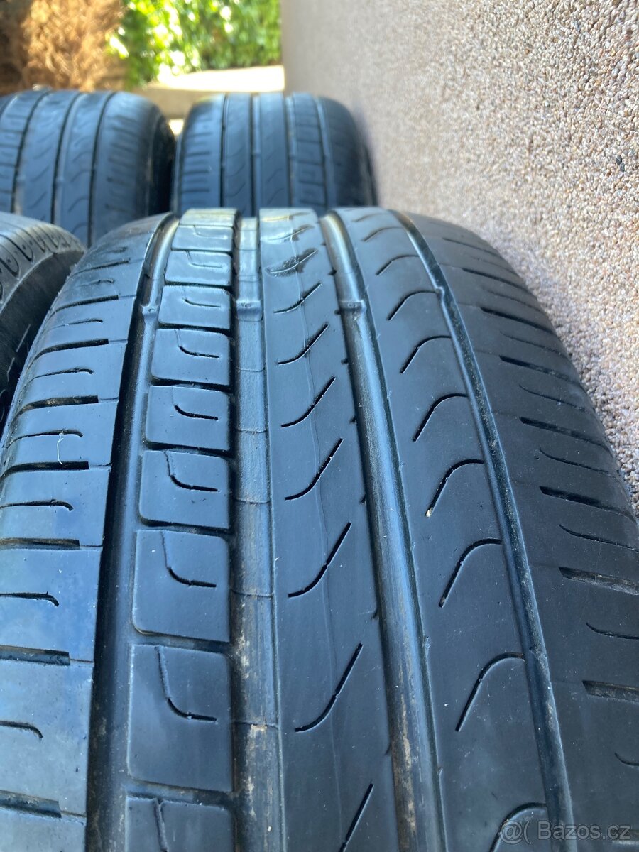 Pirelli 225/50/17 - 7
