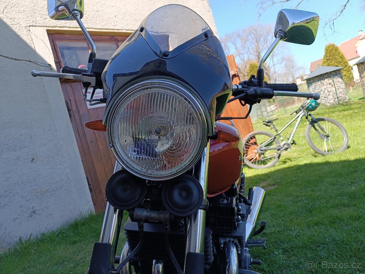 Honda CB sevenfifty - 7