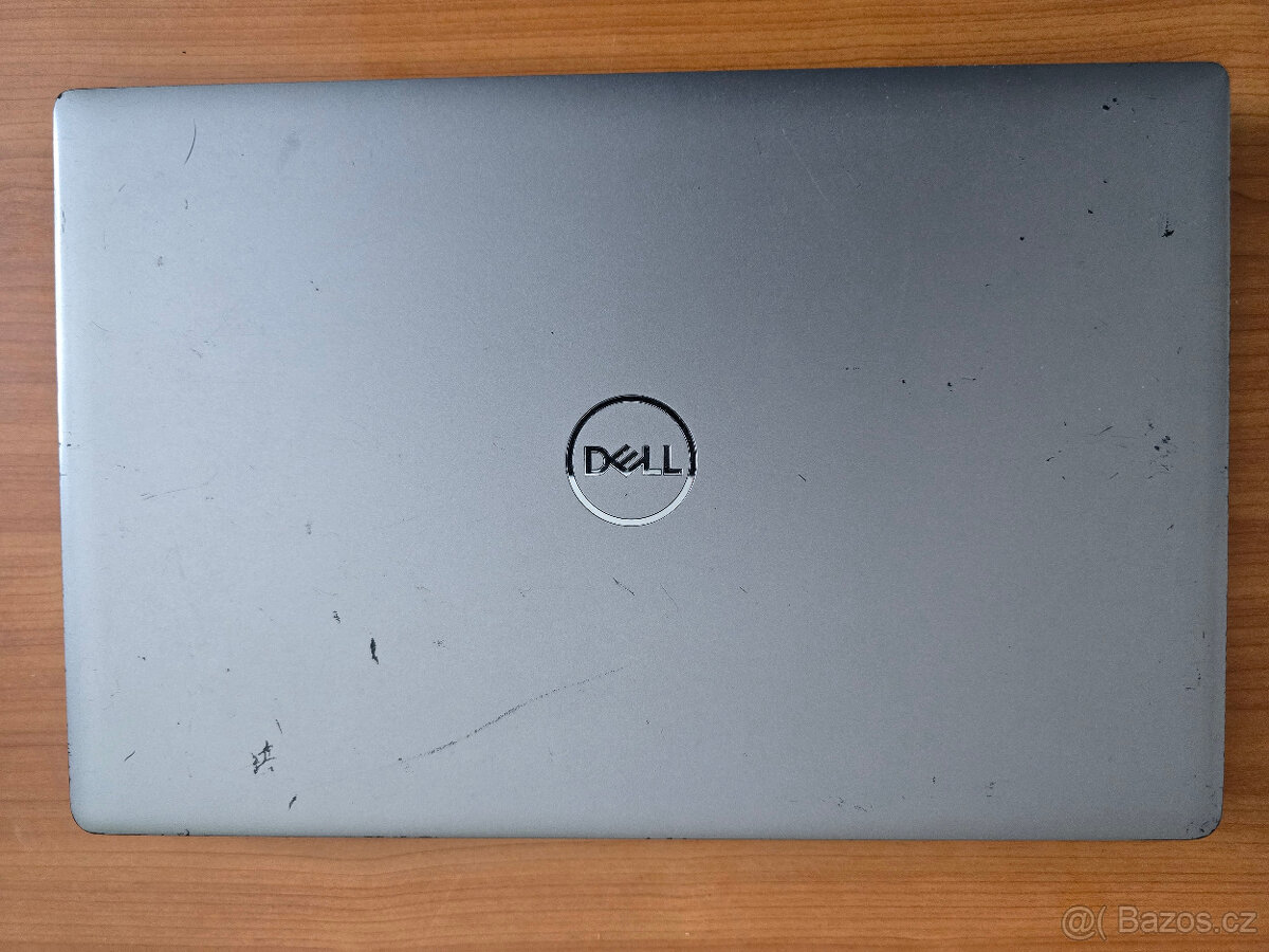 Dell Latitude 5520 - 7