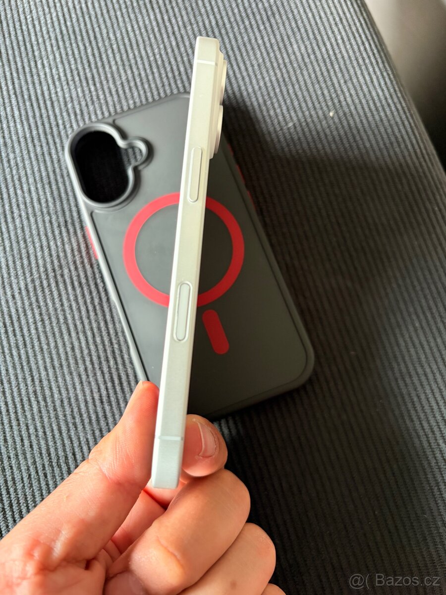 IPhone 17 256gb bílý - 7