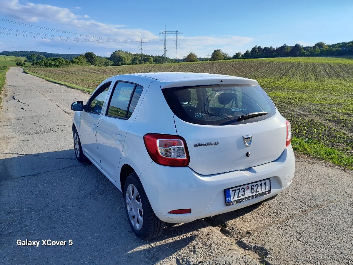 Dacia sandero. 0.9tce - 7