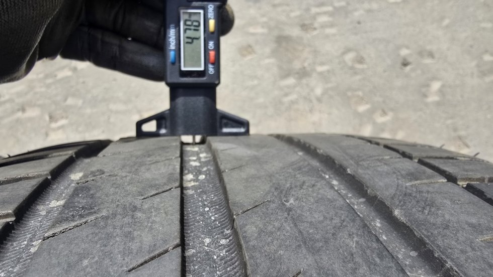 Letní pneu 255/40/20 Michelin - 7