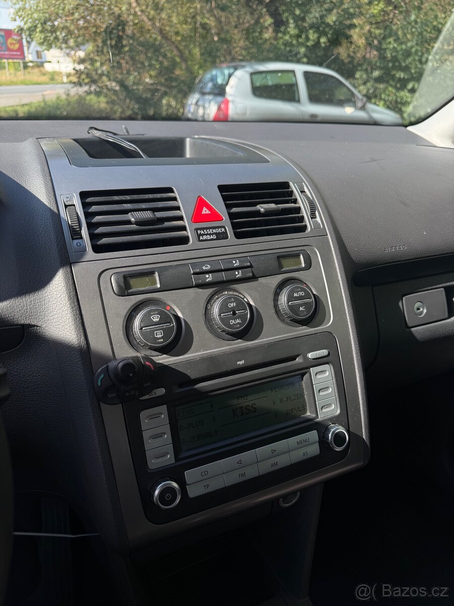 Volkswagen Touran - 7