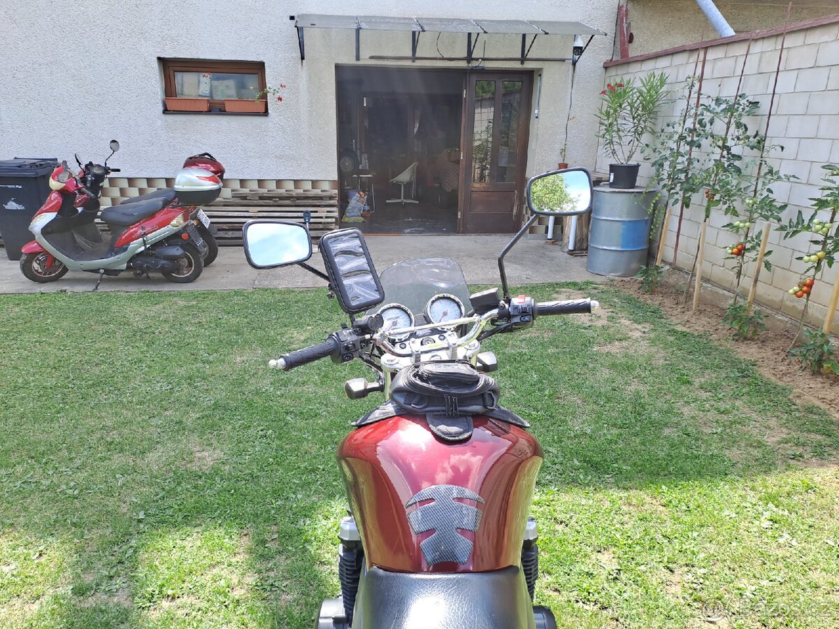 KAWASAKI ZR7 - 7